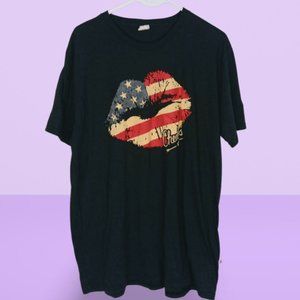 Dark Grey Patriotic Kiss Lips Cheekys T-Shirt SZ XL.....20